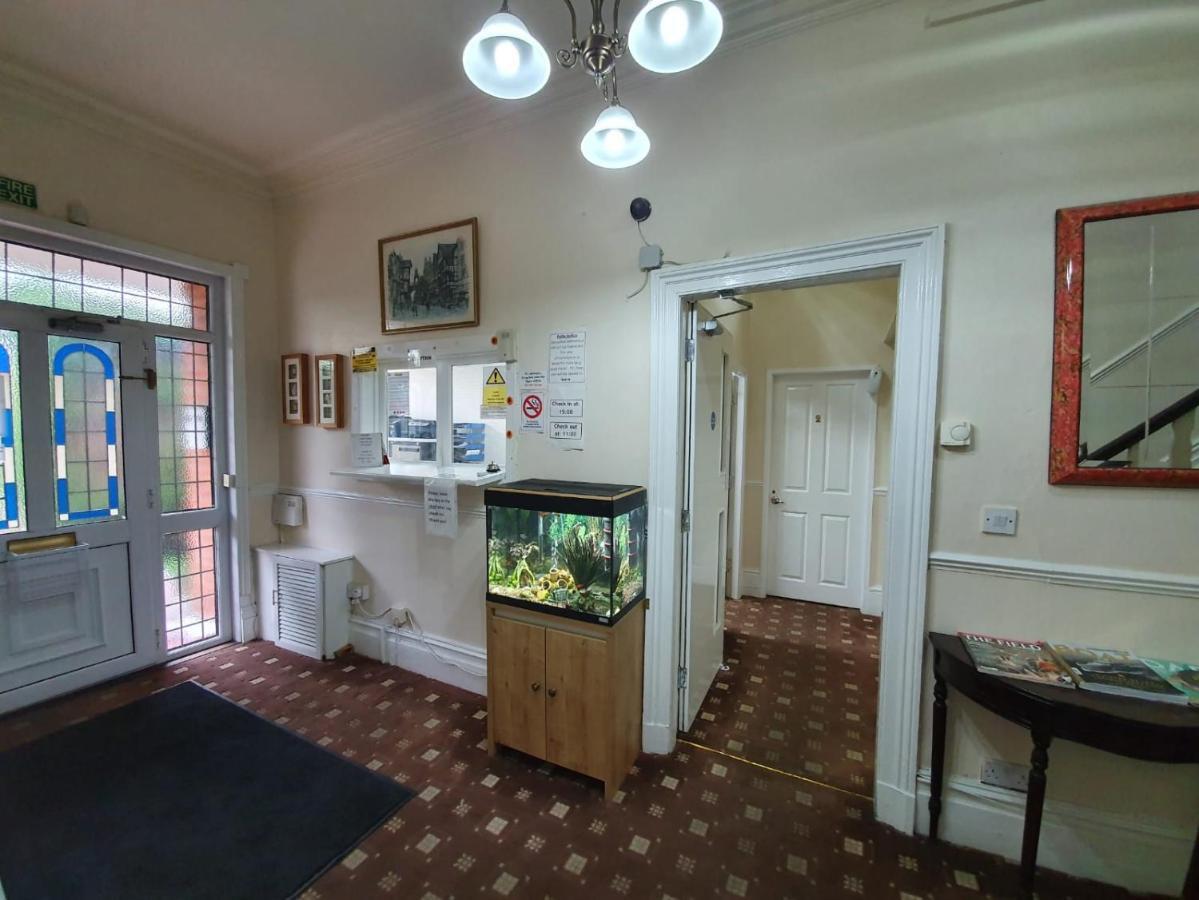 The Handforth Lodge Esterno foto