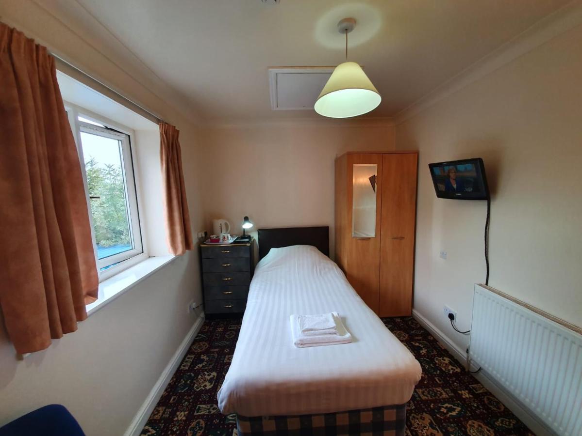 The Handforth Lodge Esterno foto